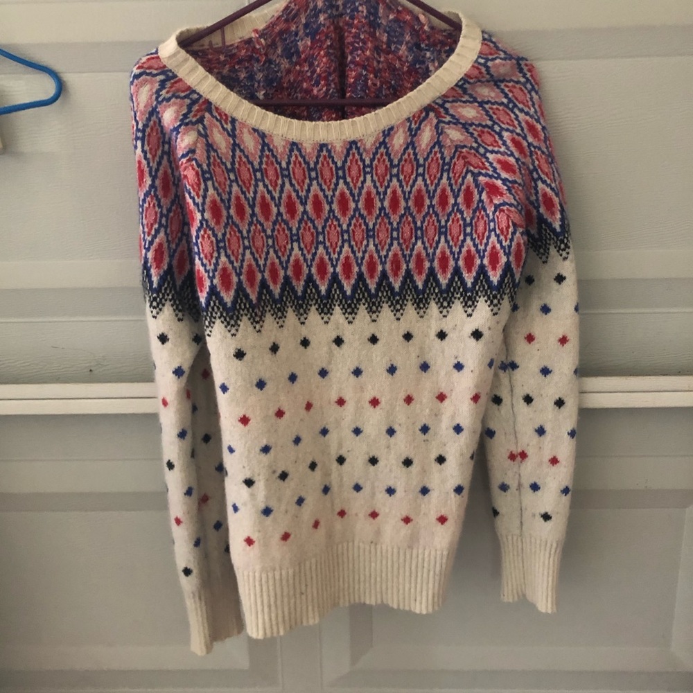 American Eagle patterned sweater L